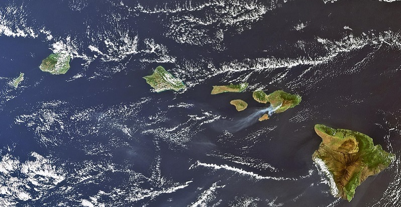 Envisat captures Mauna Loa and Kīlauea volcanoes in Hawaii