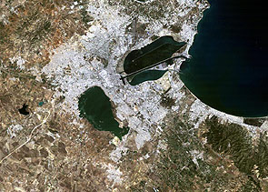 Tunis 2004