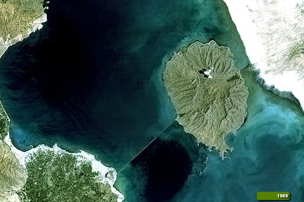 satellite images of lake urmia